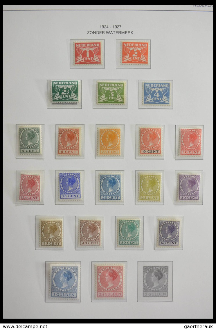 Niederlande: 1899-1986: Very powerful only mint never hinged quality, nearly complete in very fresh