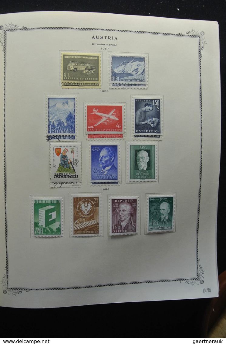 Österreich: 1850-2009: Almost complete, mostly mint hinged, partly double collection Austria 1850-20