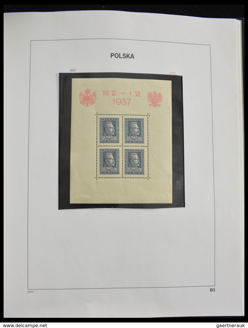 Polen: 1918-1994: Well filled, MNH, mint hinged and used collection Poland 1918-1994 in 3 Davo album