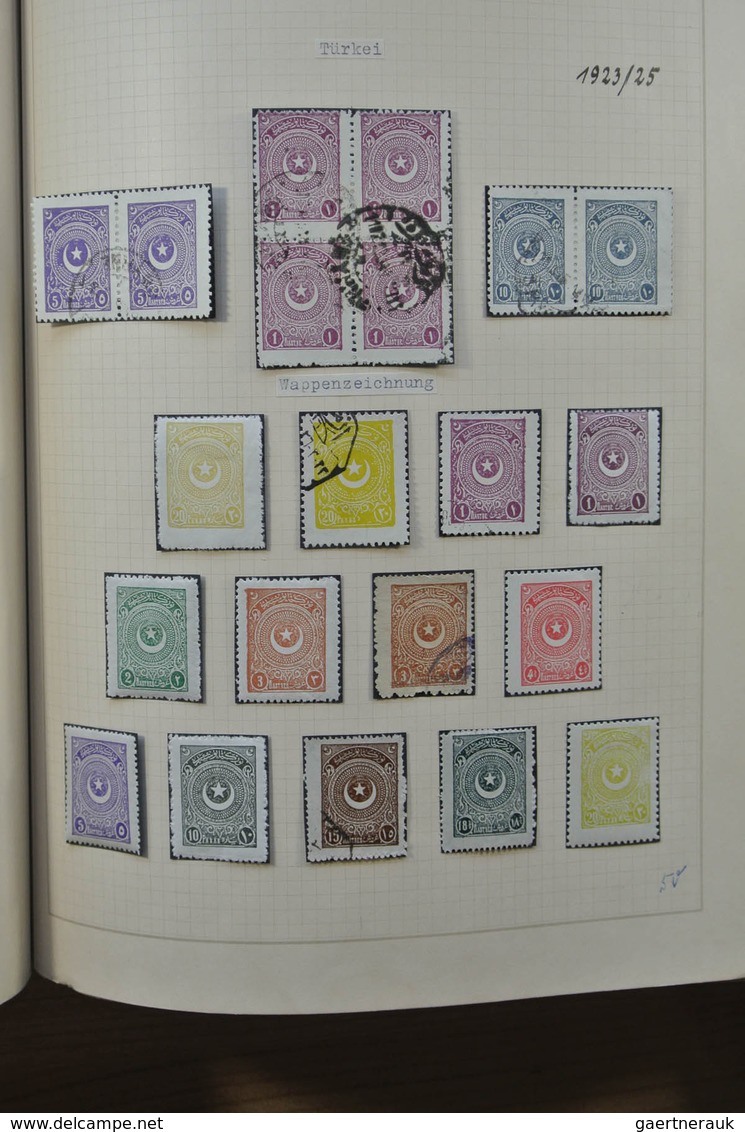 Türkei: 1863-1930. Very well filled, mint hinged and used collection Turkey 1863-1930 in blanc Borek