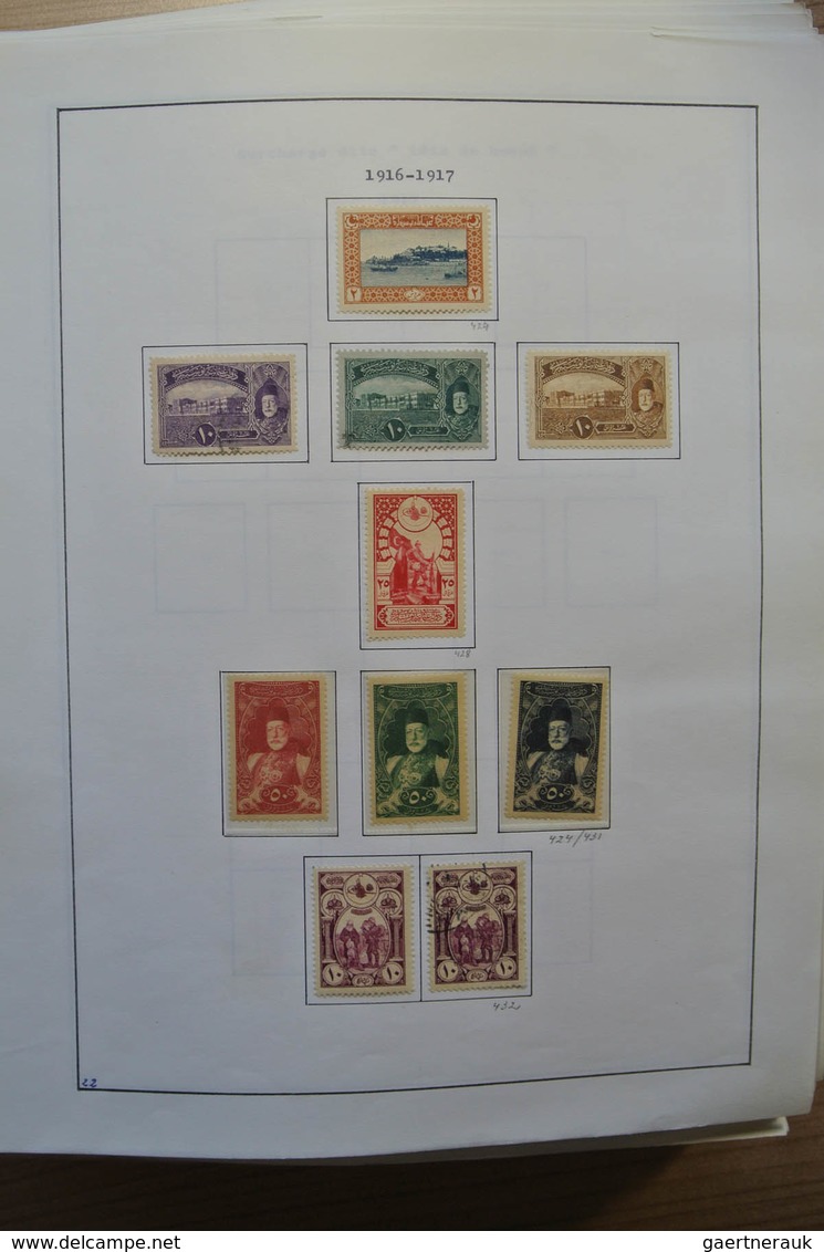 Türkei: 1863-1994: Well filled, MNH, mint hinged and used collection Turkey 1863-1994 on blanc pages