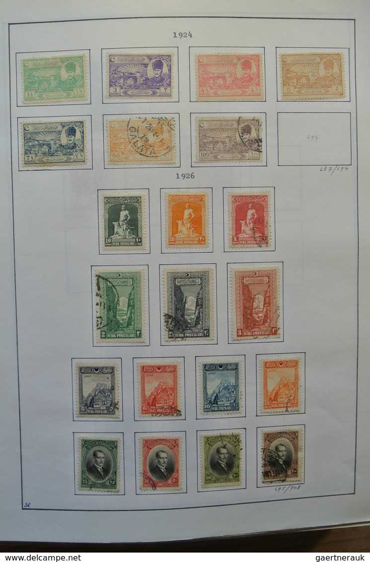 Türkei: 1863-1994: Well filled, MNH, mint hinged and used collection Turkey 1863-1994 on blanc pages