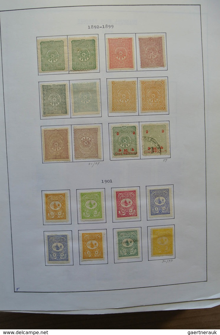 Türkei: 1863-1994: Well filled, MNH, mint hinged and used collection Turkey 1863-1994 on blanc pages