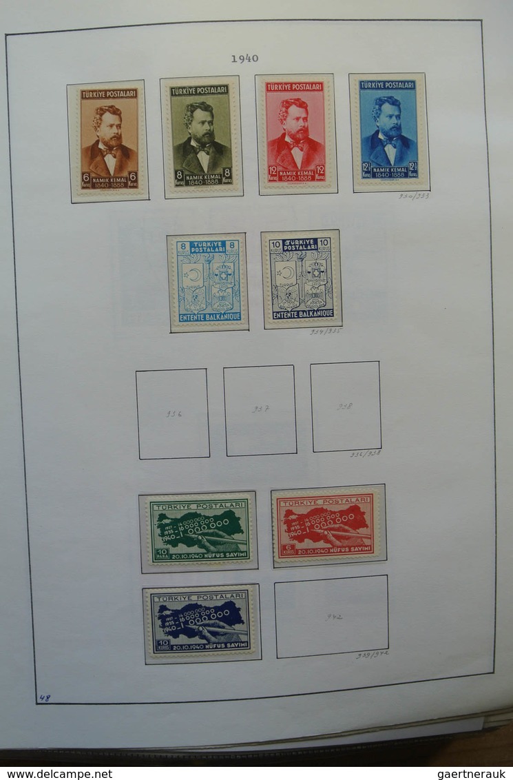 Türkei: 1863-1994: Well filled, MNH, mint hinged and used collection Turkey 1863-1994 on blanc pages