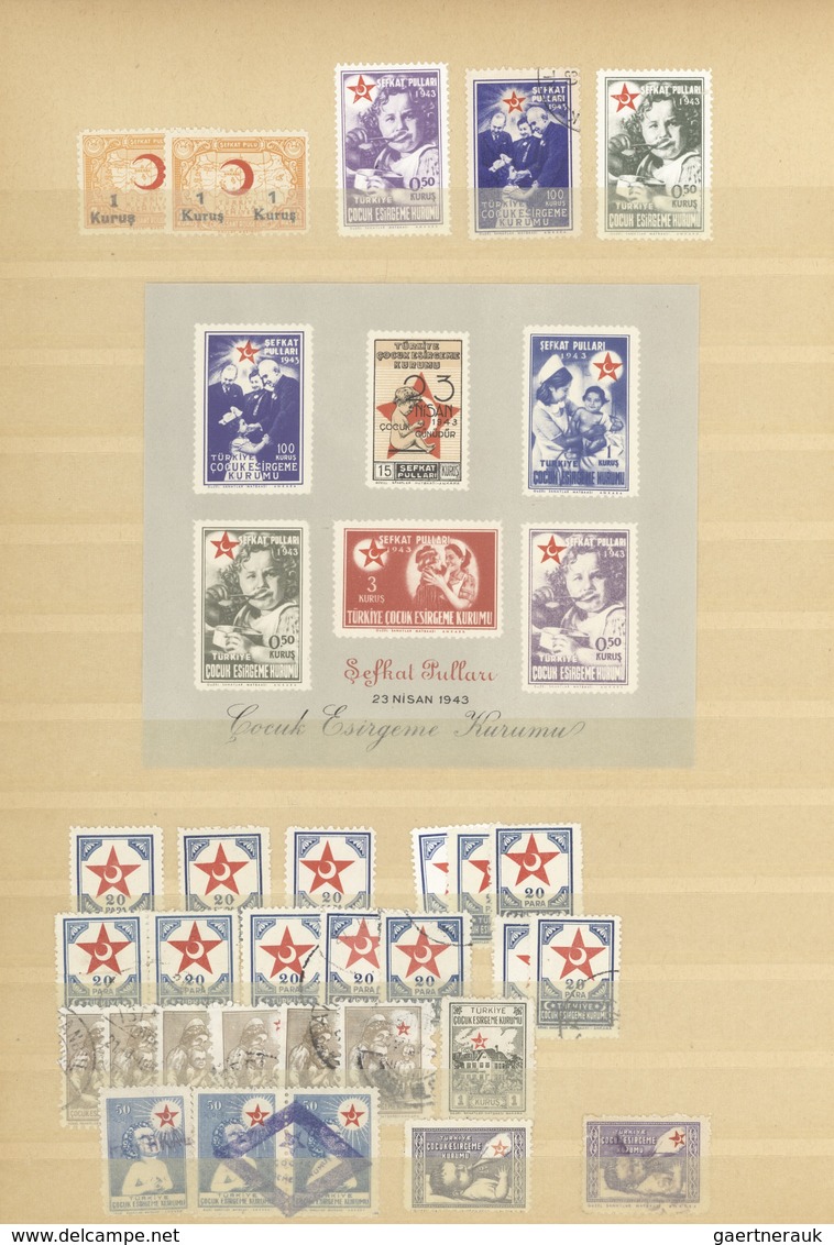Türkei - Zwangszuschlagsmarken Für Den Roten Halbmond: 1916/58, Comprehensive Collection/accumulatio - Charity Stamps