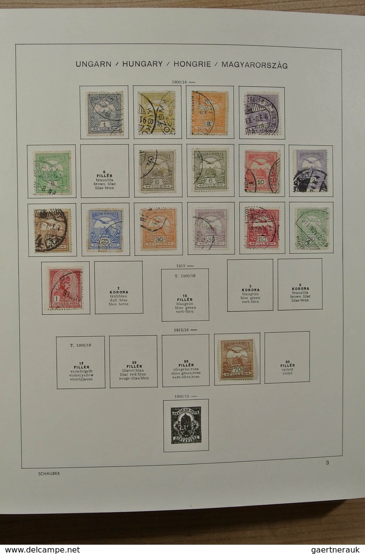 Ungarn: 1871-2000. Mostly mint hinged collection Hungary 1871-2000 in 4 Schaubek albums. From 1913 o