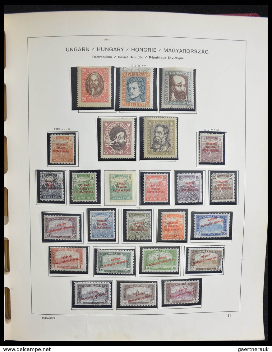 Ungarn: 1871-2000: Extensive, MNH, mint hinged and used collection Hungary 1871-2000 in 3 Schaubek a