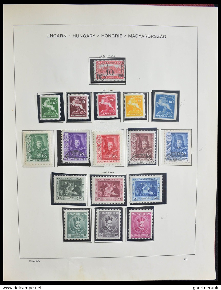 Ungarn: 1871-2000: Extensive, MNH, mint hinged and used collection Hungary 1871-2000 in 3 Schaubek a