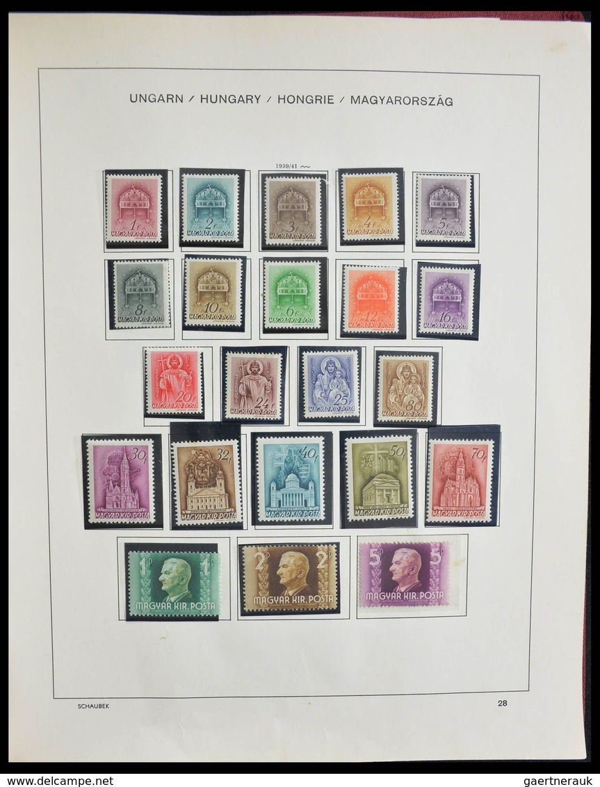 Ungarn: 1871-2000: Extensive, MNH, mint hinged and used collection Hungary 1871-2000 in 3 Schaubek a