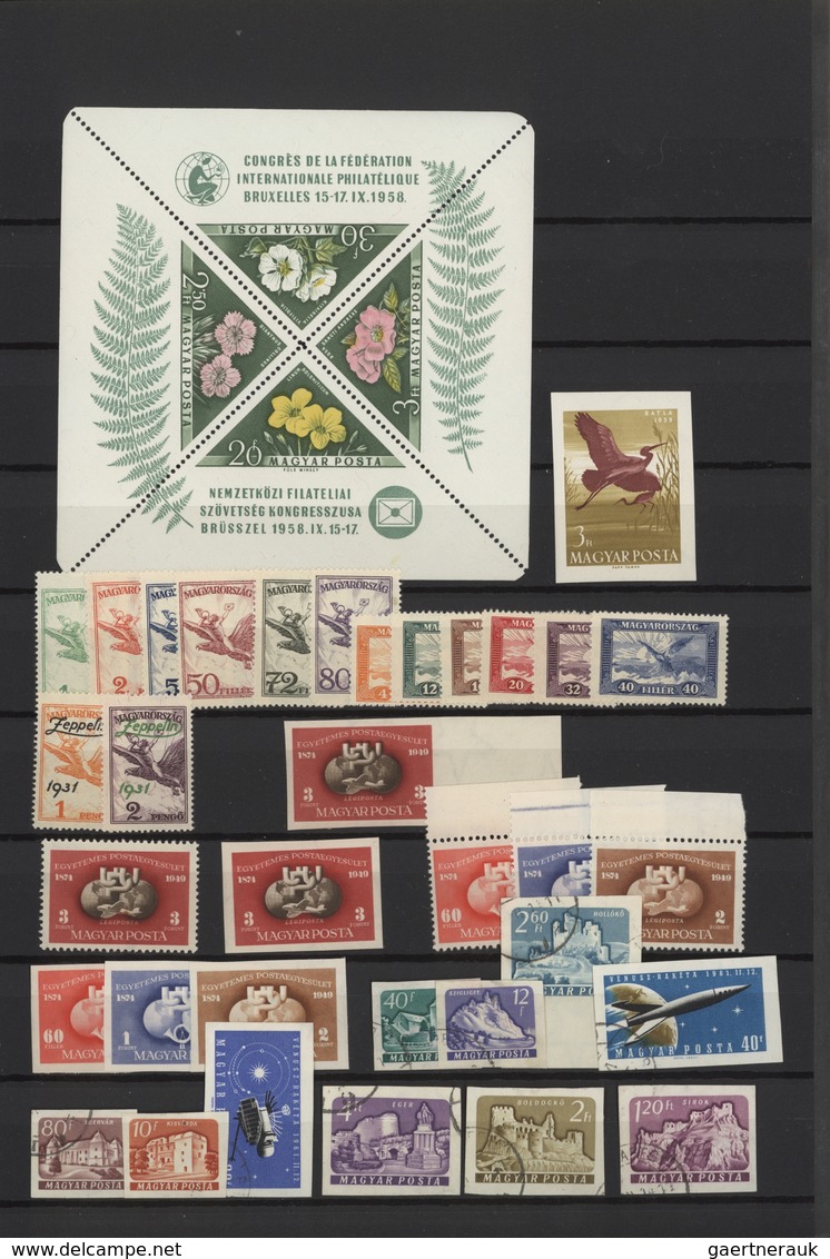 Ungarn: 1930/1960 (ca.), Mainly Mint Assortment On Stockpages, Comprising Some Airmails, Souvenir Sh - Briefe U. Dokumente