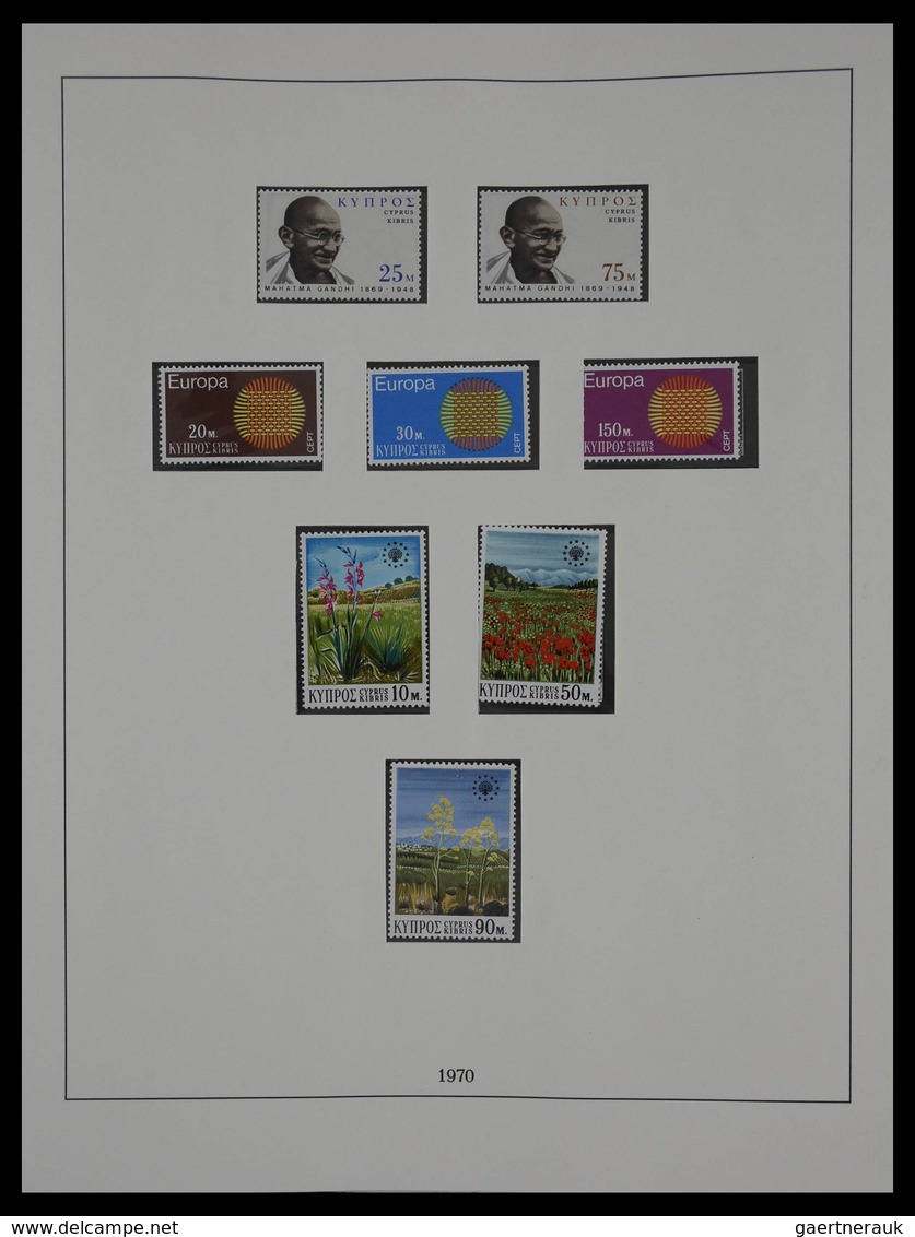 Zypern: 1955-2001: Almost complete, mostly MNH collection Cyprus 1955-2001 in 2 luxe Lindner albums,