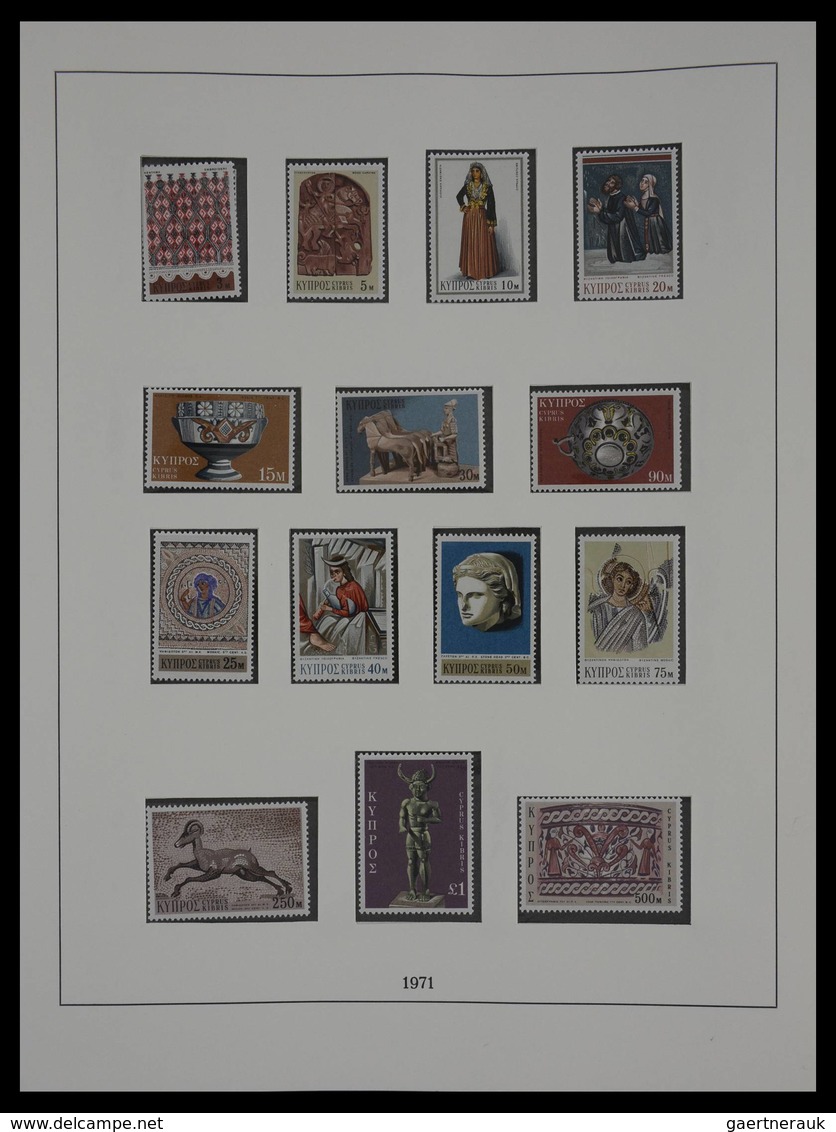 Zypern: 1955-2001: Almost complete, mostly MNH collection Cyprus 1955-2001 in 2 luxe Lindner albums,