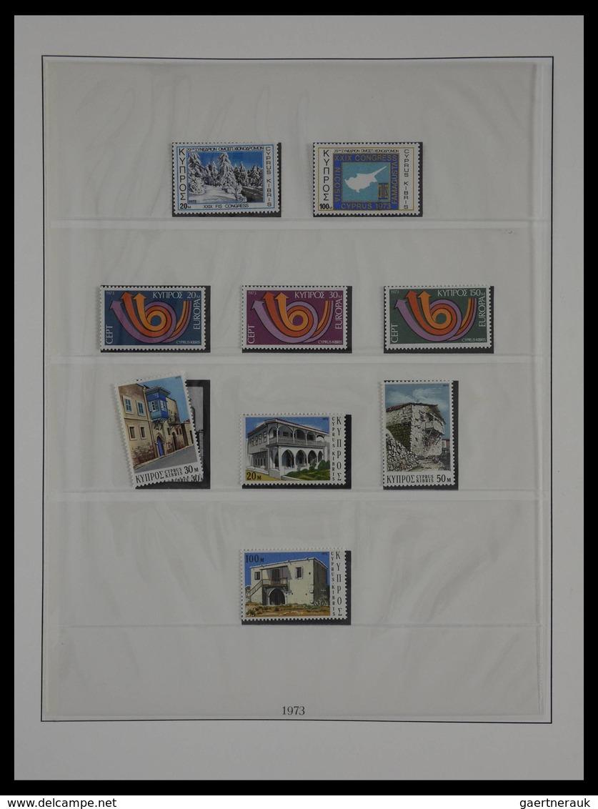 Zypern: 1955-2001: Almost complete, mostly MNH collection Cyprus 1955-2001 in 2 luxe Lindner albums,