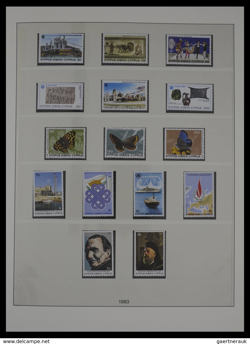 Zypern: 1955-2001: Almost complete, mostly MNH collection Cyprus 1955-2001 in 2 luxe Lindner albums,