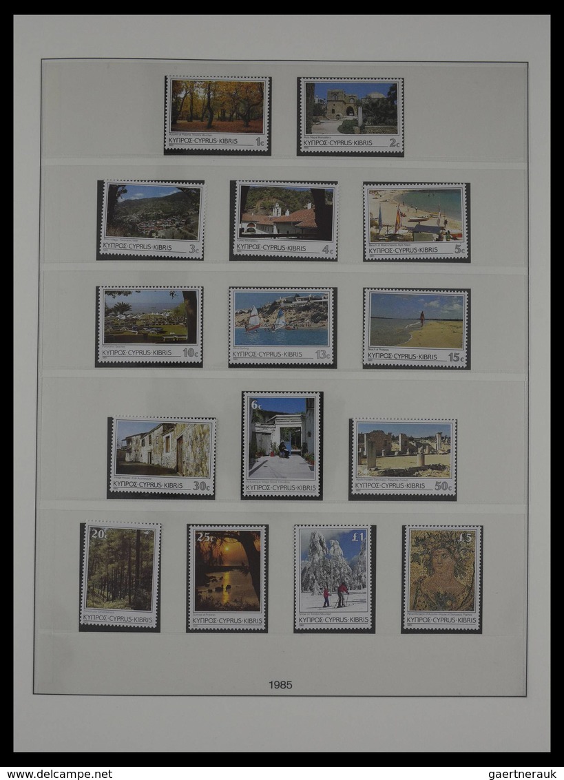 Zypern: 1955-2001: Almost complete, mostly MNH collection Cyprus 1955-2001 in 2 luxe Lindner albums,