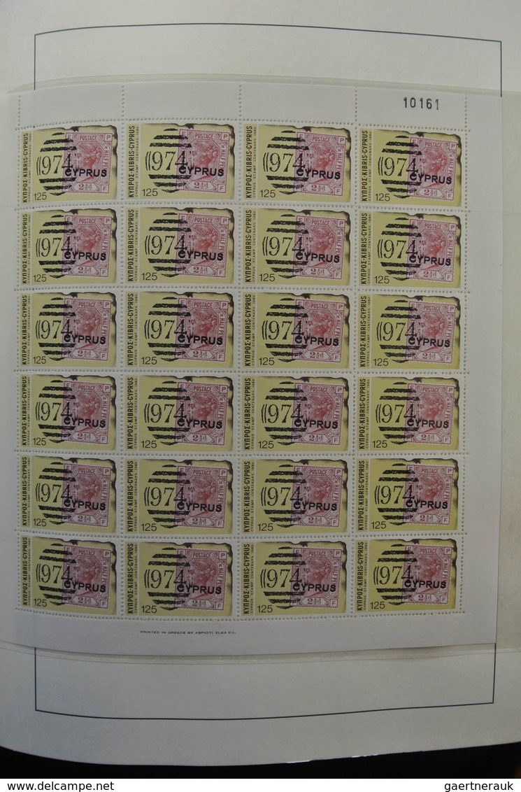 Zypern: 1974-2011: MNH, complete (without the 1995 souvenir sheet overprint) collection Cyprus 1977-