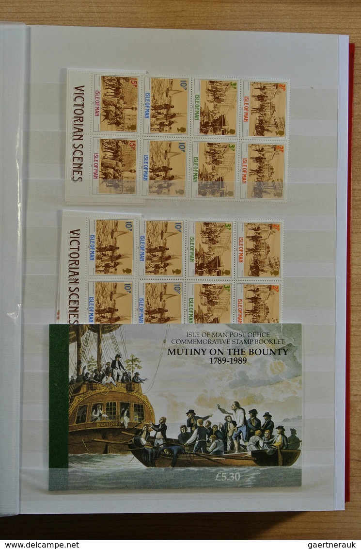 Europa - West: Collection of ca. 550 MNH souvenir sheets (and some stampbooklets) of Western Europe