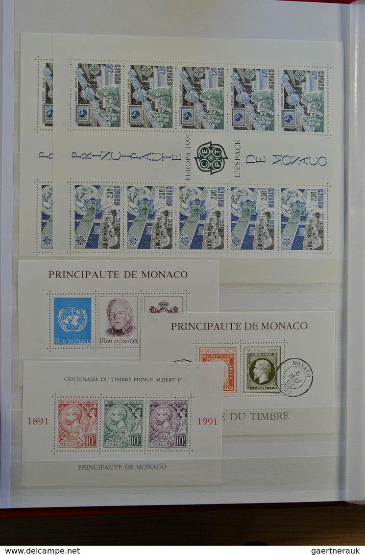 Europa - West: Collection of ca. 550 MNH souvenir sheets (and some stampbooklets) of Western Europe