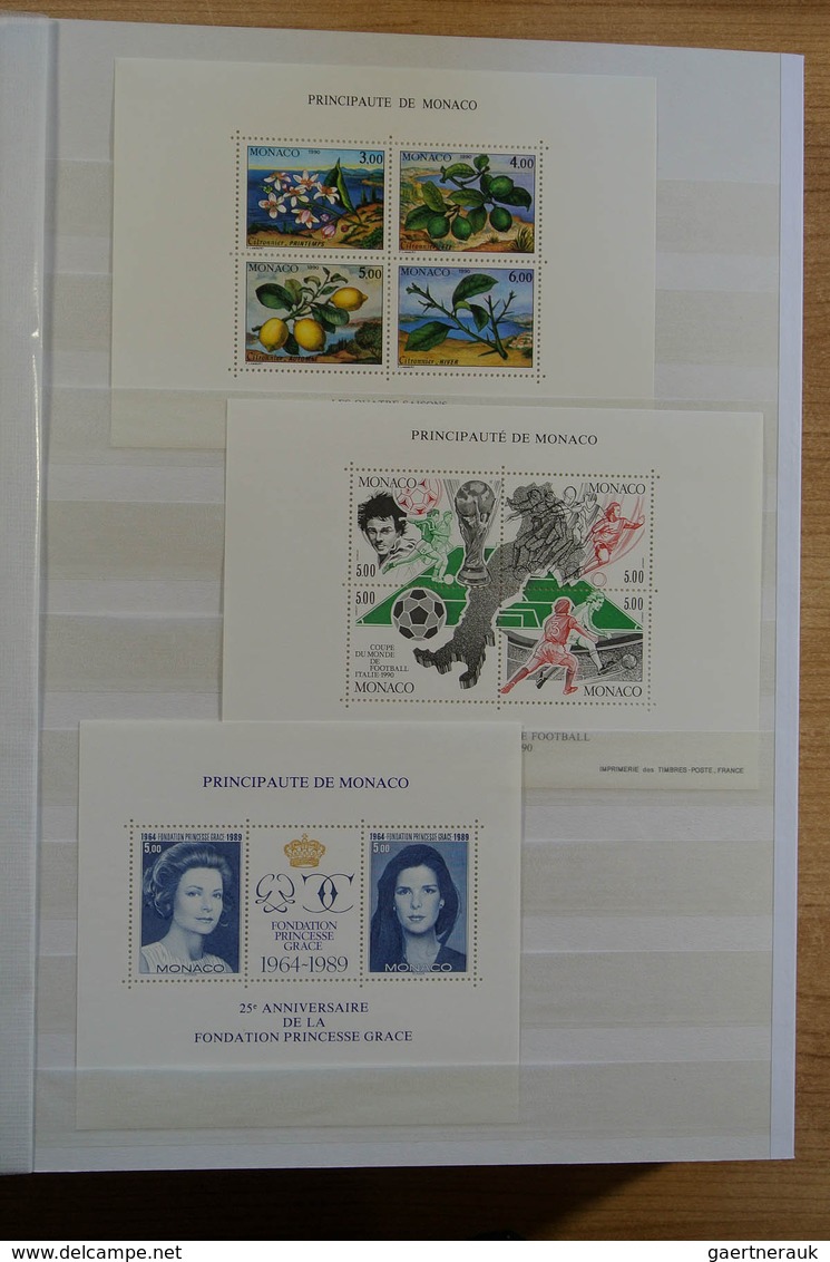 Europa - West: Collection of ca. 550 MNH souvenir sheets (and some stampbooklets) of Western Europe