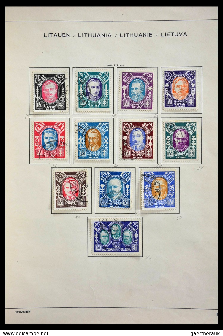 Baltische Staaten: 1918-1940: Mint hinged and used collection Baltic States 1918-1940 on Schaubek al