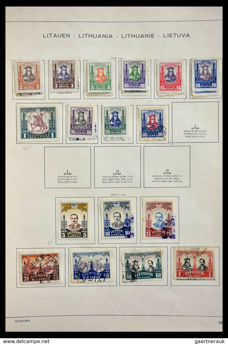 Baltische Staaten: 1918-1940: Mint hinged and used collection Baltic States 1918-1940 on Schaubek al