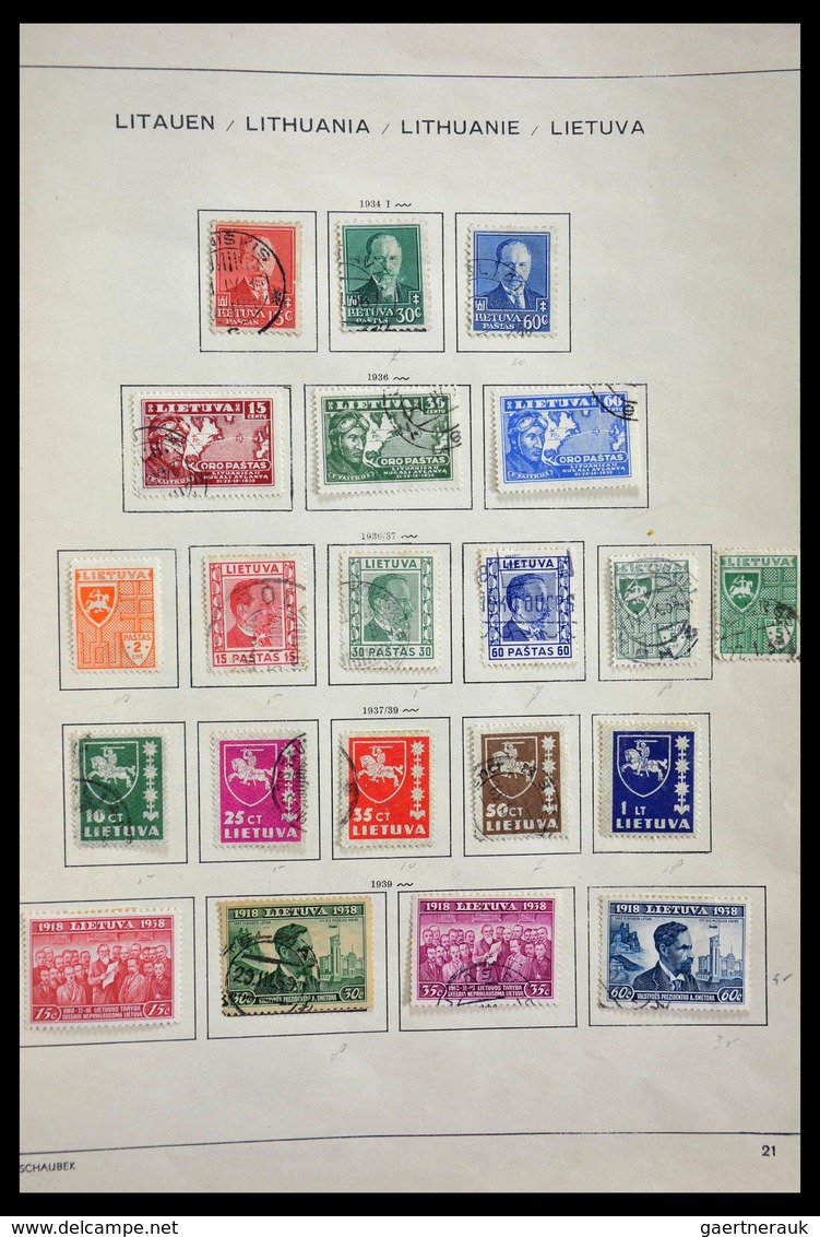 Baltische Staaten: 1918-1940: Mint hinged and used collection Baltic States 1918-1940 on Schaubek al