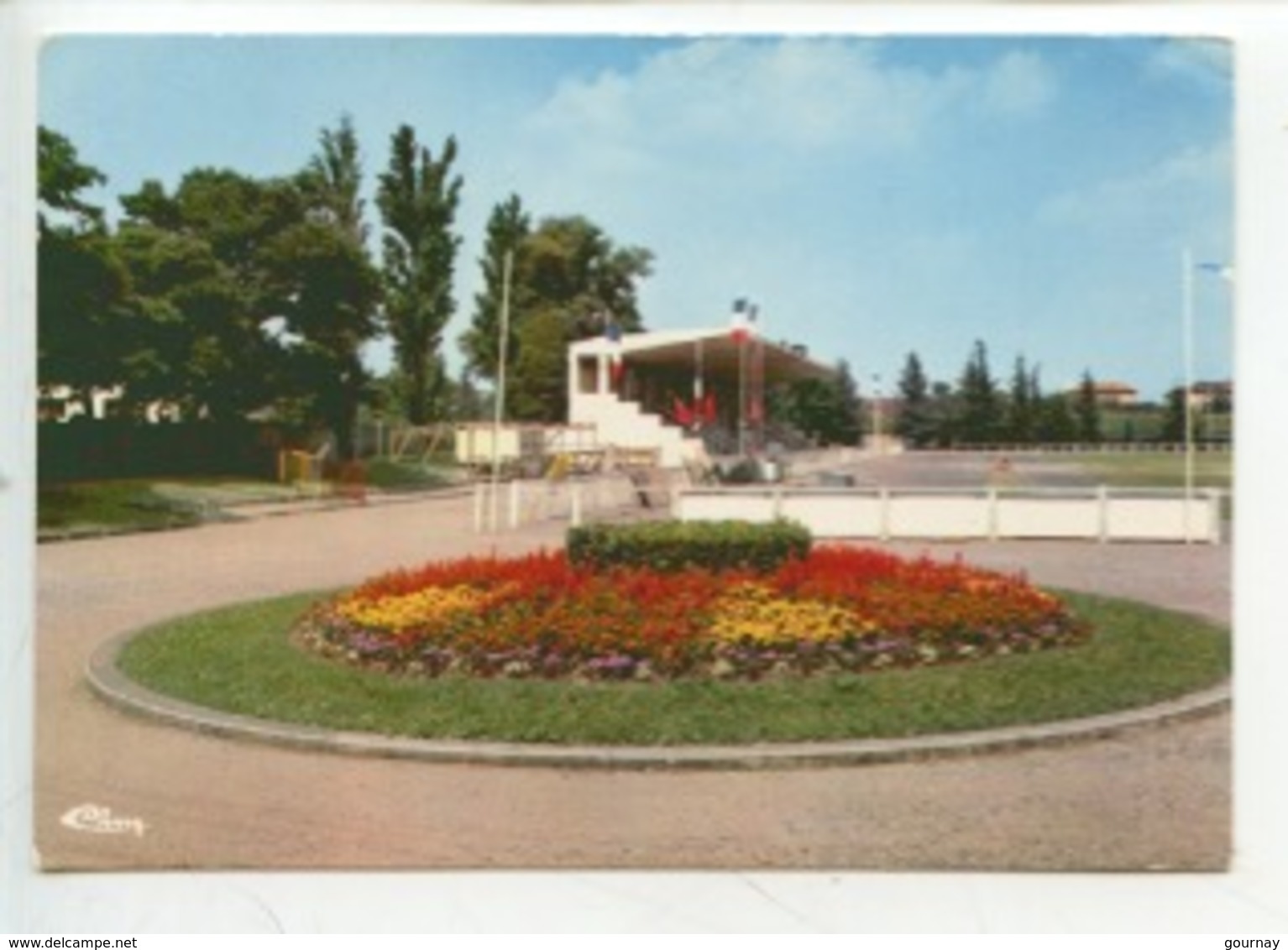 GIVORS - Stade Municipal (n°2) - Givors