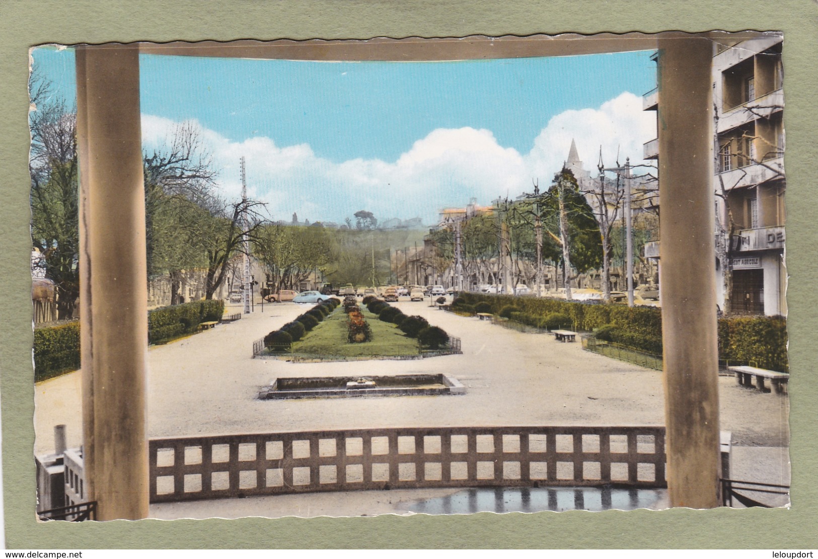 AUBAGNE  JARDIN PUBLIC KIOSQUE - Aubagne