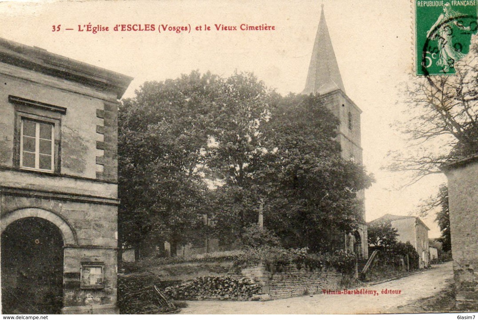 CPA - ESCLES (88) - Aspect Du Quartier De L'Eglise Et Du Vieux Cimetière Au Début Du Siècle - Other & Unclassified
