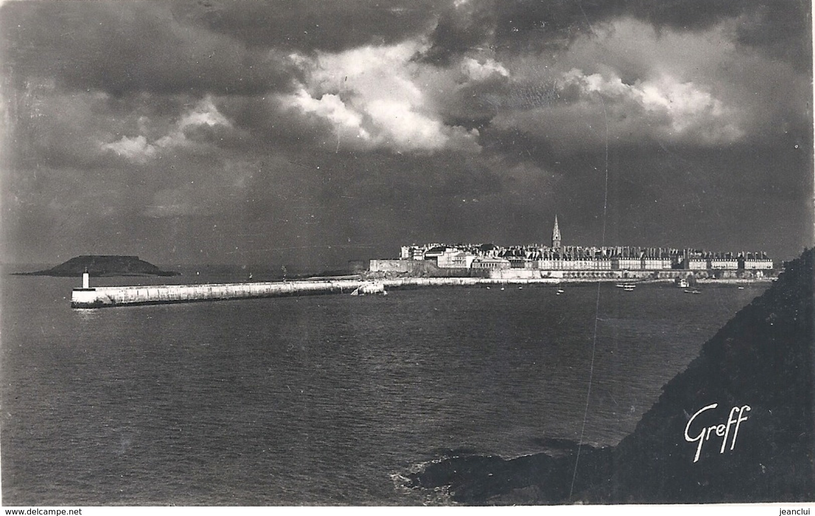 Cpsm Format Cpa.  SAINT-MALO . VUE GENERALE . CARTE NON ECRITE - Saint Malo