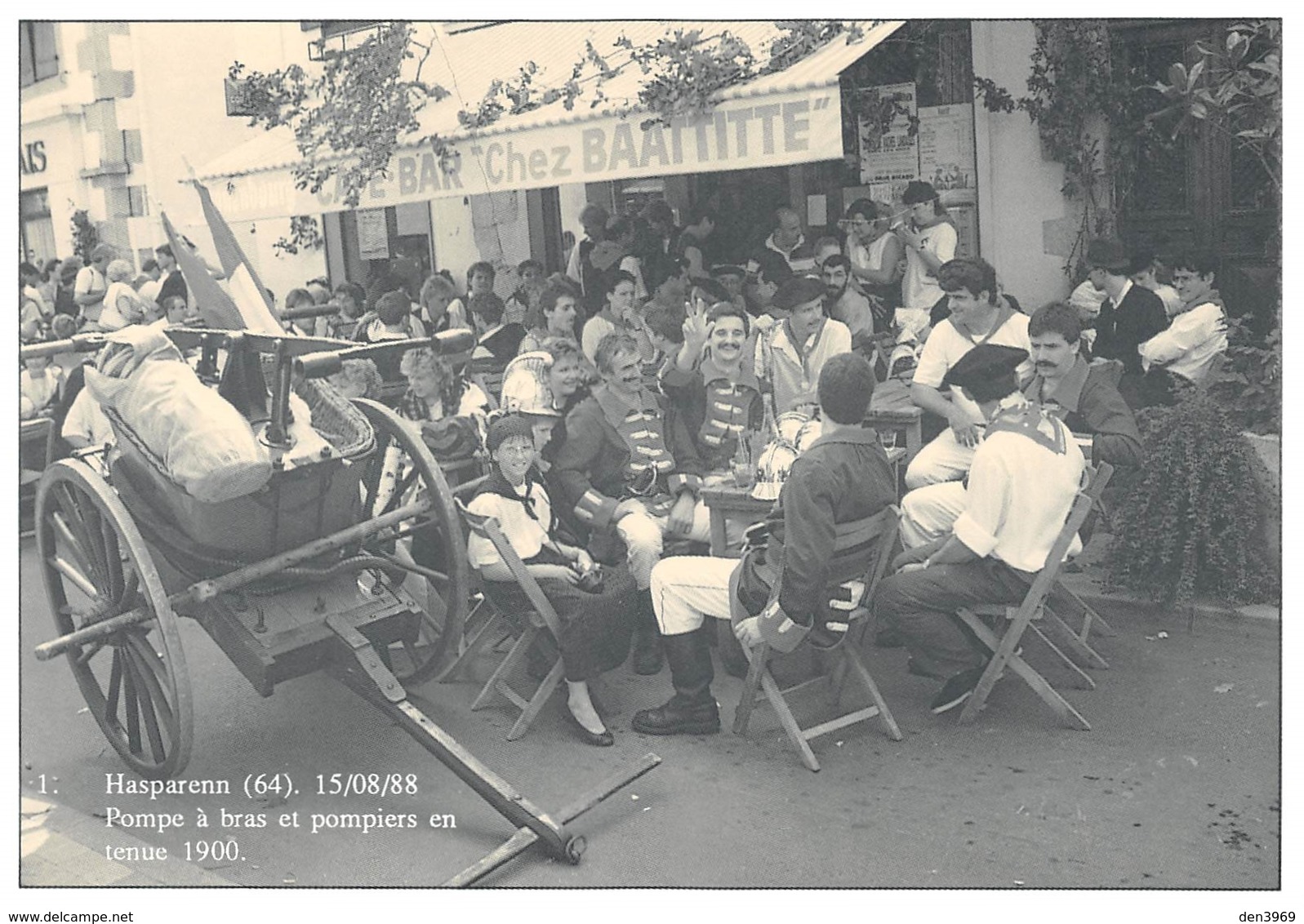 Hasparren - Pompe à Bras Et Pompiers En Tenue 1900 - Hasparren