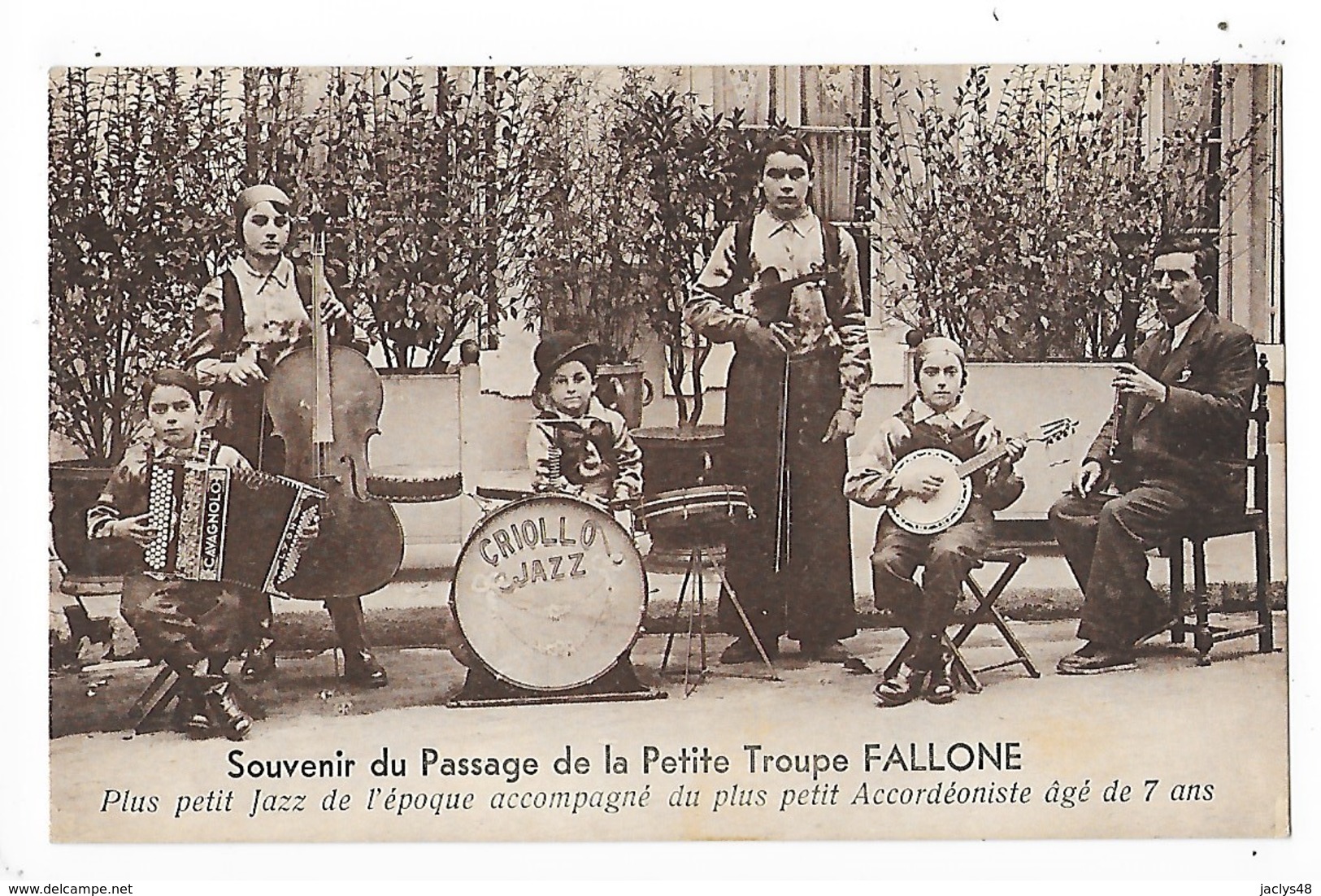 DIJON (cpa 21) Souvenir Du Passage De La Troupe FALLONE, Plus Petit Jazz De L'époque, Accordéoniste De 7 Ans   -  L 1 - Dijon