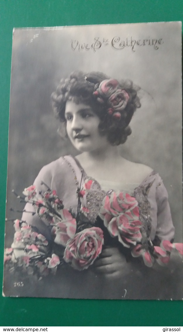 CPA SAINTE CATHERINE JEUNE FEMME AU BOUQUET DE ROSES 1914  265 - Sainte-Catherine
