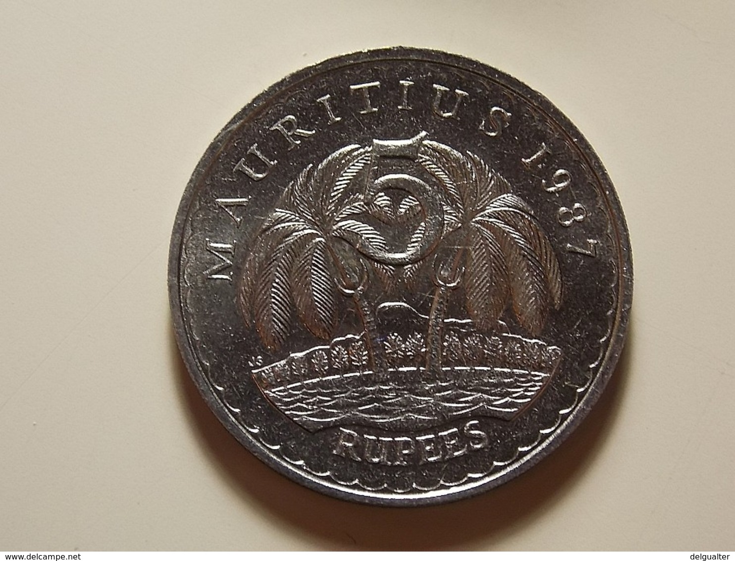 Mauritius 5 Rupees 1987 Varnished - Mauritius