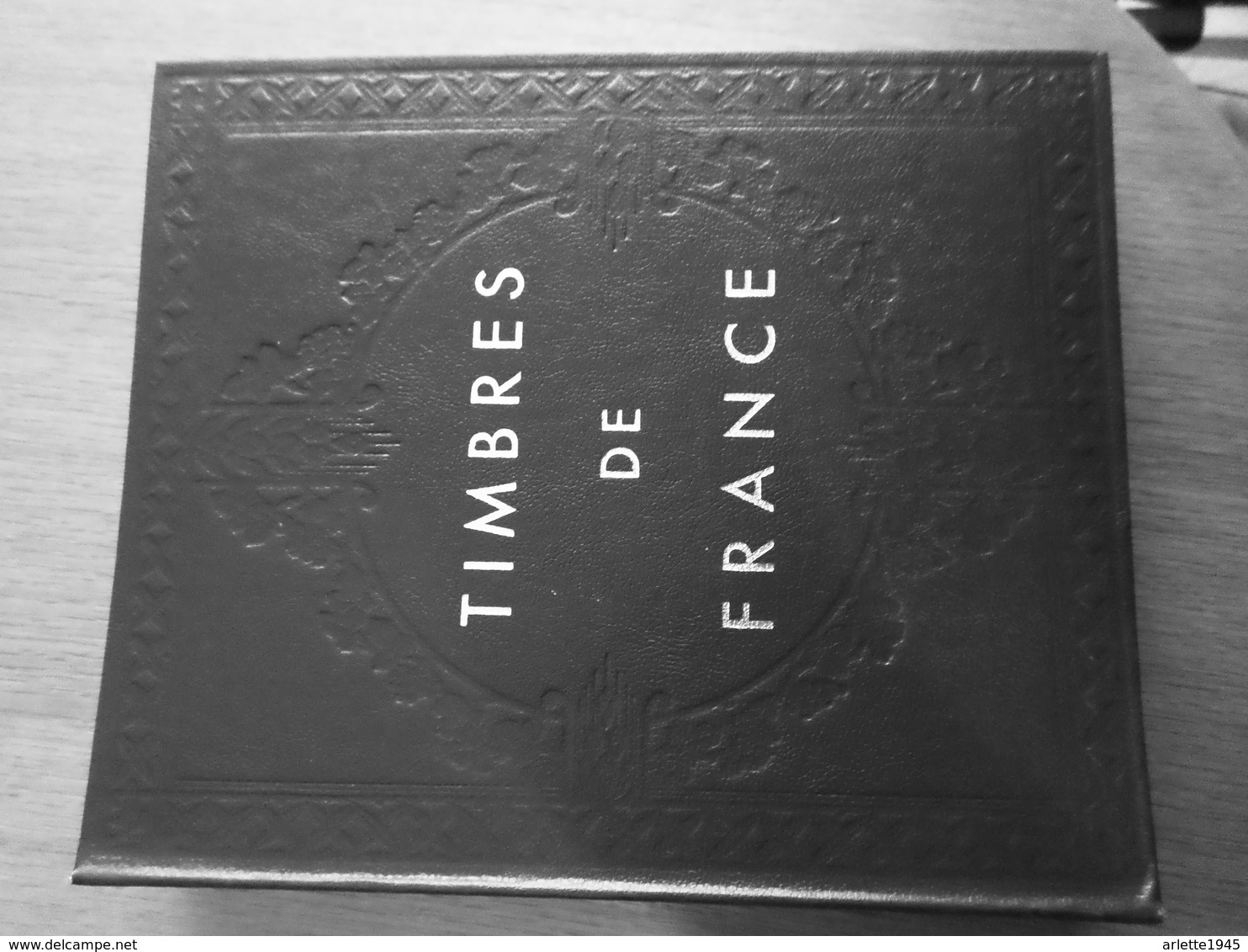 RELIURE ALBUM  Y. T  AVEC FEUILLES POUR COLLECTION DE TIMBRES  (FRANCE) ANNEE 1849 à 1980 / 81. - Reliures Et Feuilles