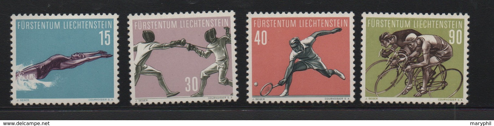 LIECHTENSTEIN N° 327/330 * (charnière)  SPORT Cote 25 € - Neufs