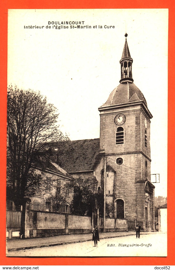 CPA 52 Doulaincourt  " Intérieur De L'église St Martin Et La Cure " - Doulaincourt