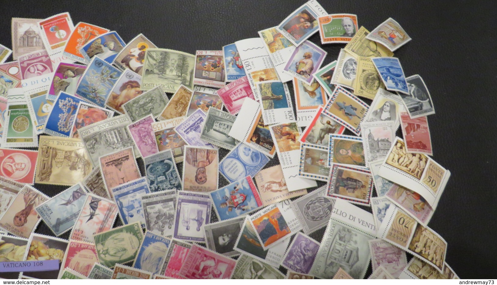VATICAN- 280 DIFFERENT MNH STAMPS