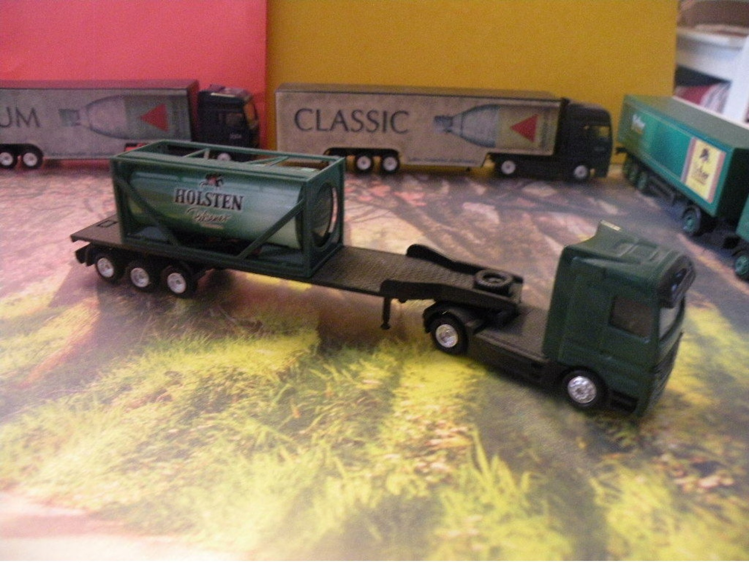 Camion Mercedes - Holsten Pilsenet - 1/87  Sans Boite - Scala 1:87