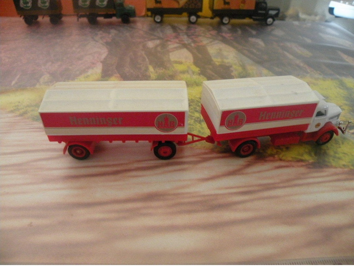 Camion Remorque Publicitaire Henninger - 1:87 - Sans Boite - Echelle 1:87