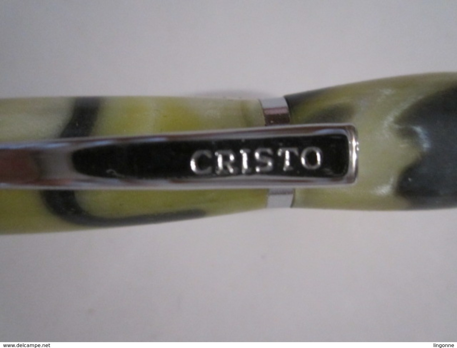 STYLO CRISTO EN PIERRE ? MARBRE ? RÉSINE ? Poids : 28 Grammes Long : 13 Cm (reflets Brillant) - Stylos