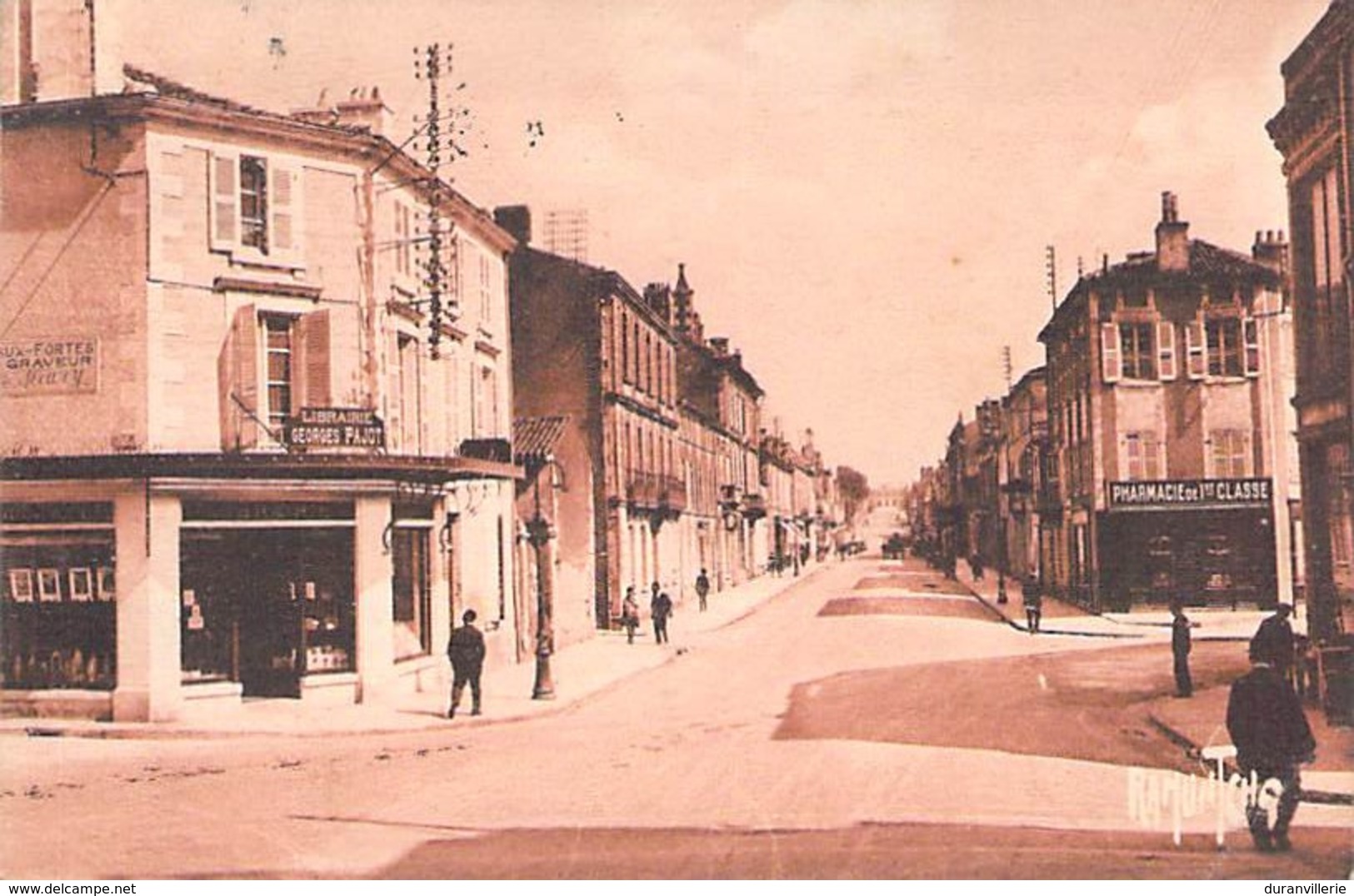 85 - Fontenay-le-Comte, Rue De La République - Fontenay Le Comte