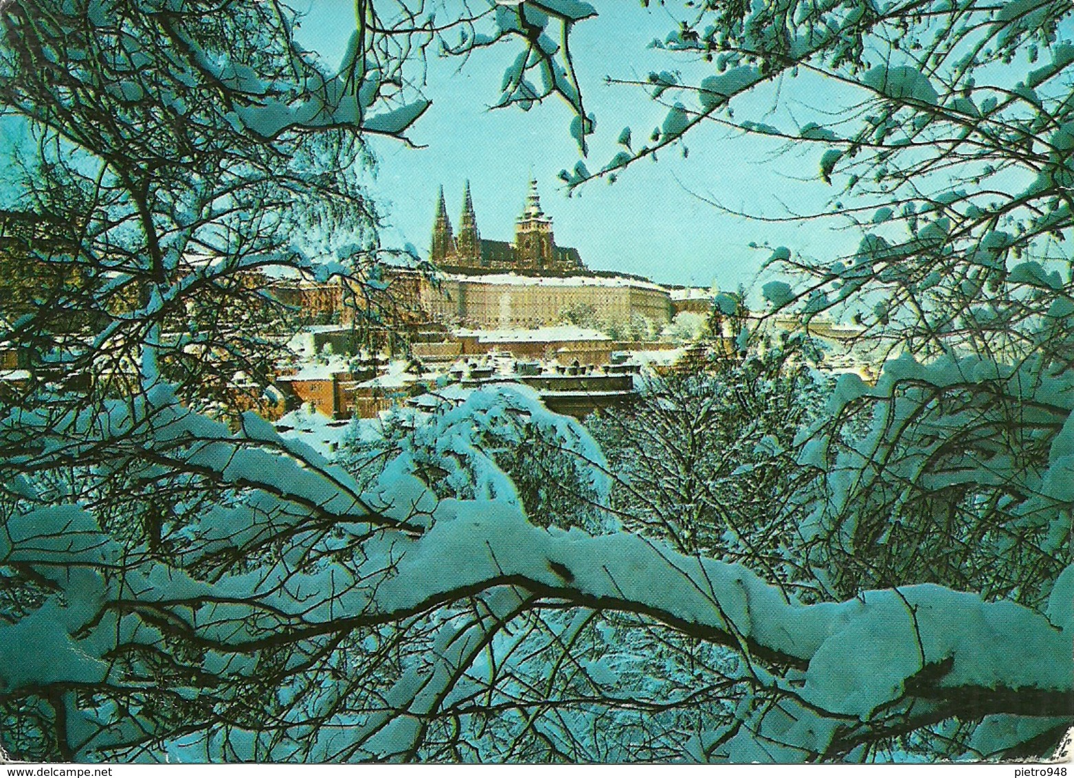 Praga, Praha (Rep. Ceca) The Castle Of Prague Hradcany In Winter, Le Chateau En Hiver, Il Castello Sotto La Neve - Repubblica Ceca