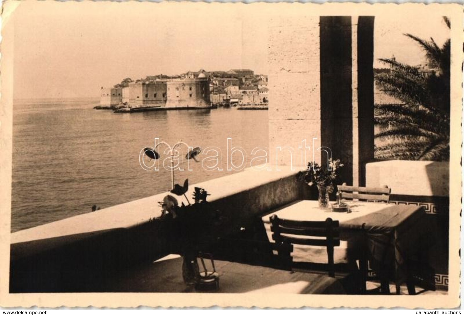 ** T2/T3 Dubrovnik, Ragusa; Restaurant Terrace (EK) - Zonder Classificatie
