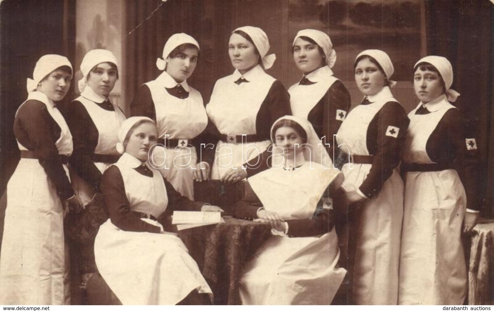 T2 1917 414-es Számú Tábori Kórház Vöröskeresztes Nővérei / WWI K.u.k. Military Red Cross Nurses Of The Feldspital No. 4 - Zonder Classificatie