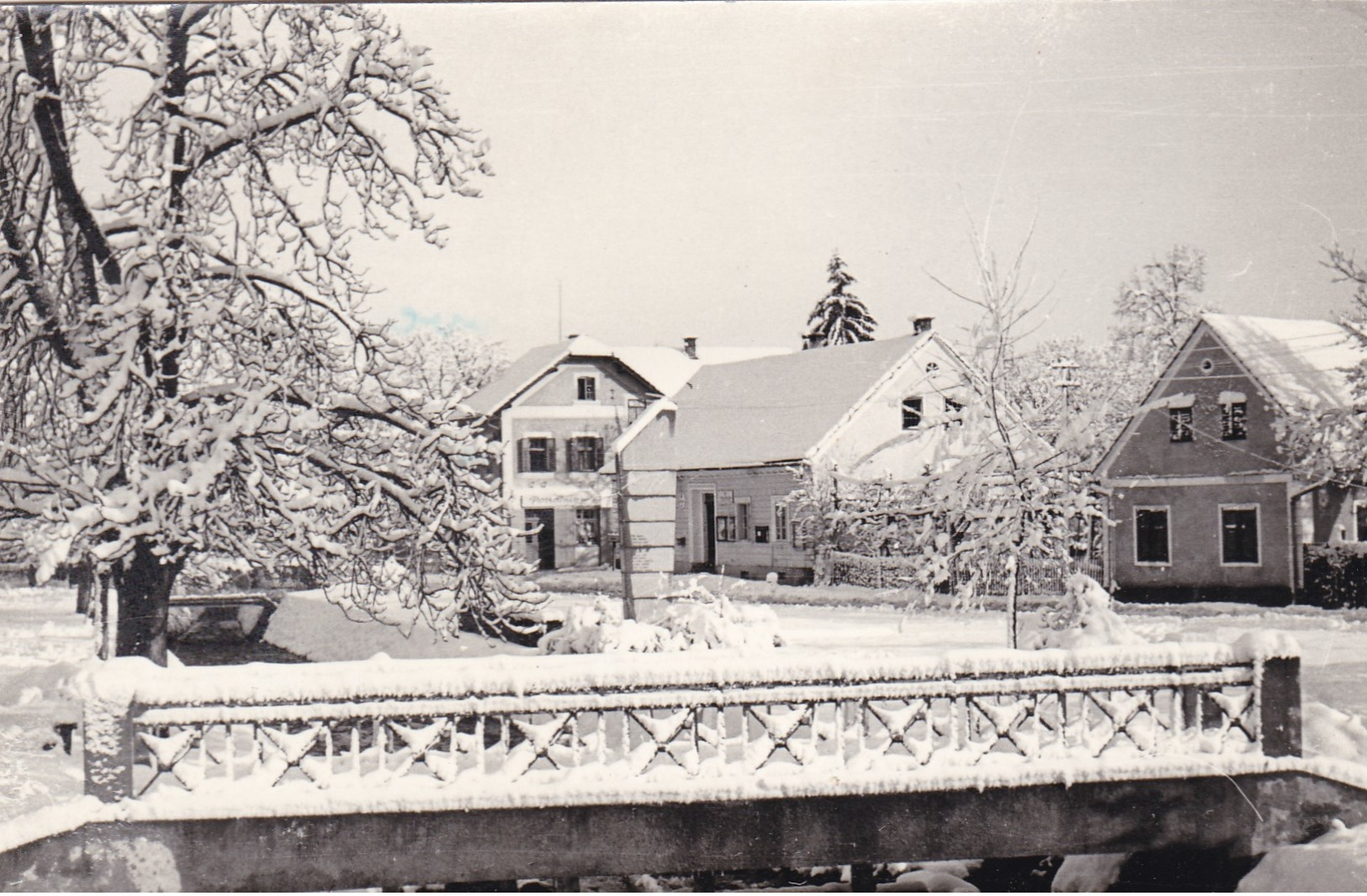 LIMBUS,SLOVENIA POSTCARD - Slovénie