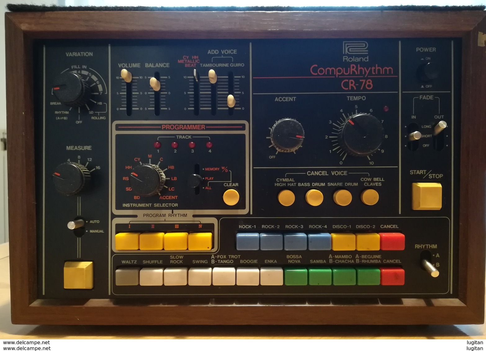 RARA VINTAGE ( 1978 ) - ROLAND CR - 78 - ANALOG RHYTHM CR 78 DRUM MACHINE - BATTERIA ELETTRONICA INCLUSO PEDALE - Musikinstrumente