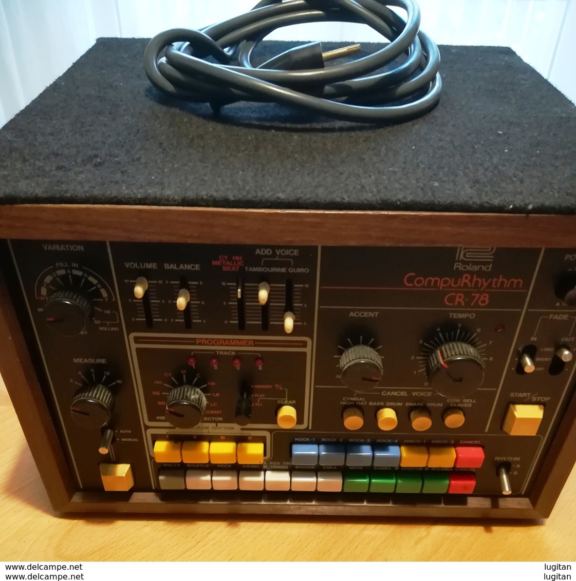 RARA VINTAGE ( 1978 ) - ROLAND CR - 78 - ANALOG RHYTHM CR 78 DRUM MACHINE - BATTERIA ELETTRONICA INCLUSO PEDALE - Muziekinstrumenten