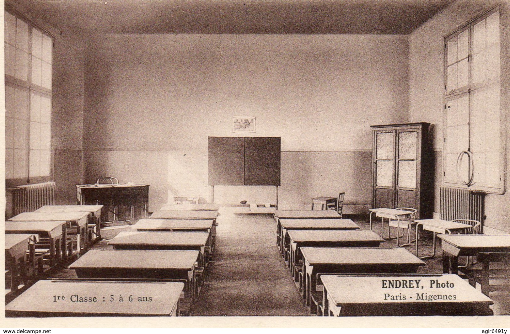 - MIGENNES - Intérieur De Classe De L'Ecole Maternelle Rue Victor Hugo  -17411- - Migennes