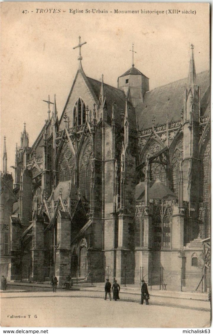 61kp 515 CPA - TROYES - EGLISE SAINT URBAIN - Troyes